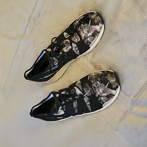 Easy Spirit Sneakers